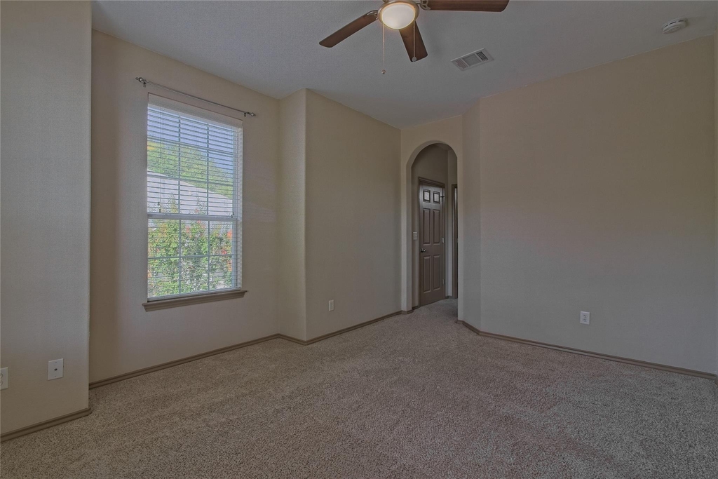 2903 Whisper Oaks Ln - Photo 19