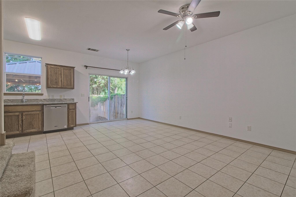 2903 Whisper Oaks Ln - Photo 10
