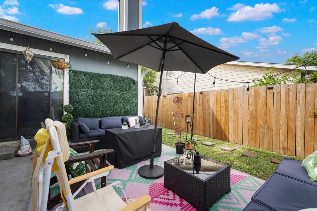 8317 Forest Ridge Dr - Photo 16