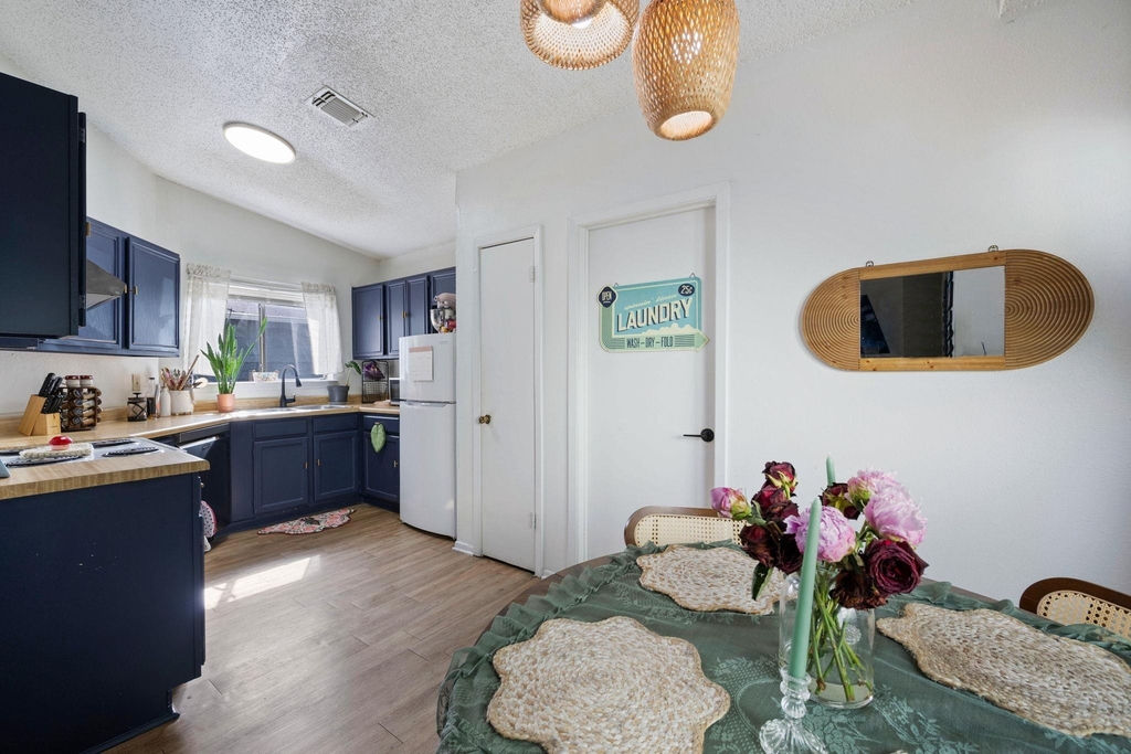 8317 Forest Ridge Dr - Photo 10