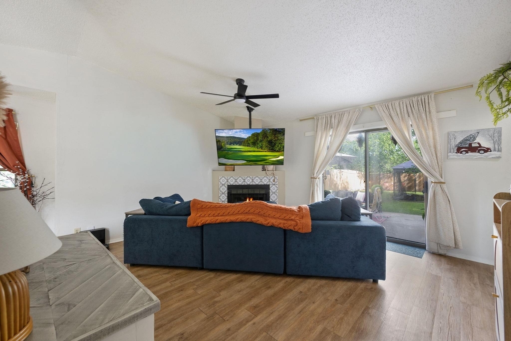 8317 Forest Ridge Dr - Photo 4