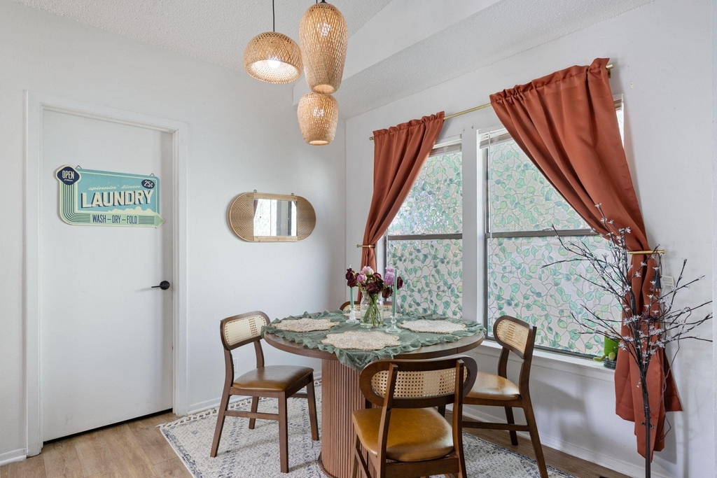 8317 Forest Ridge Dr - Photo 6