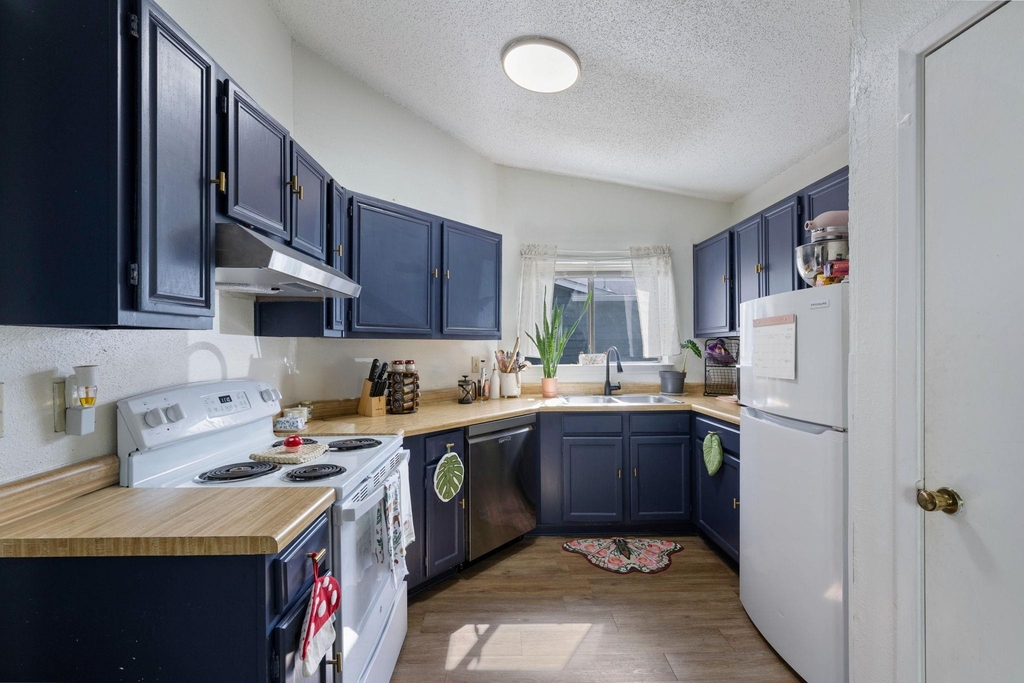 8317 Forest Ridge Dr - Photo 9
