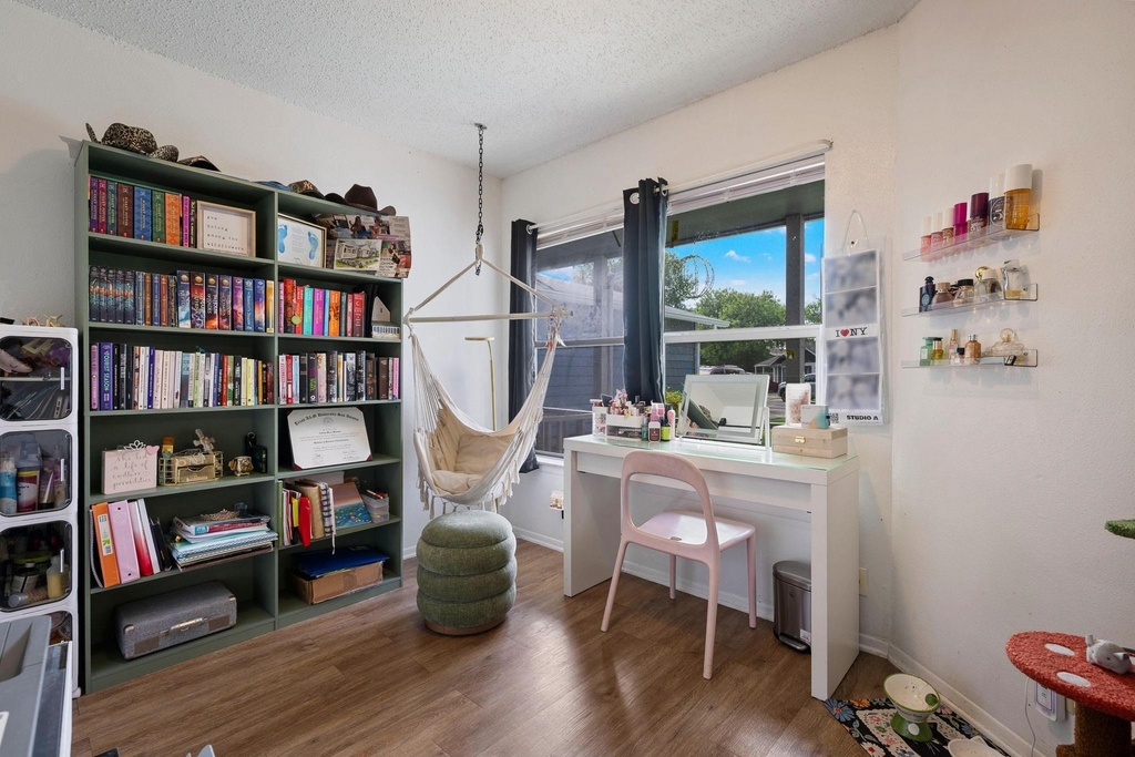 8317 Forest Ridge Dr - Photo 15