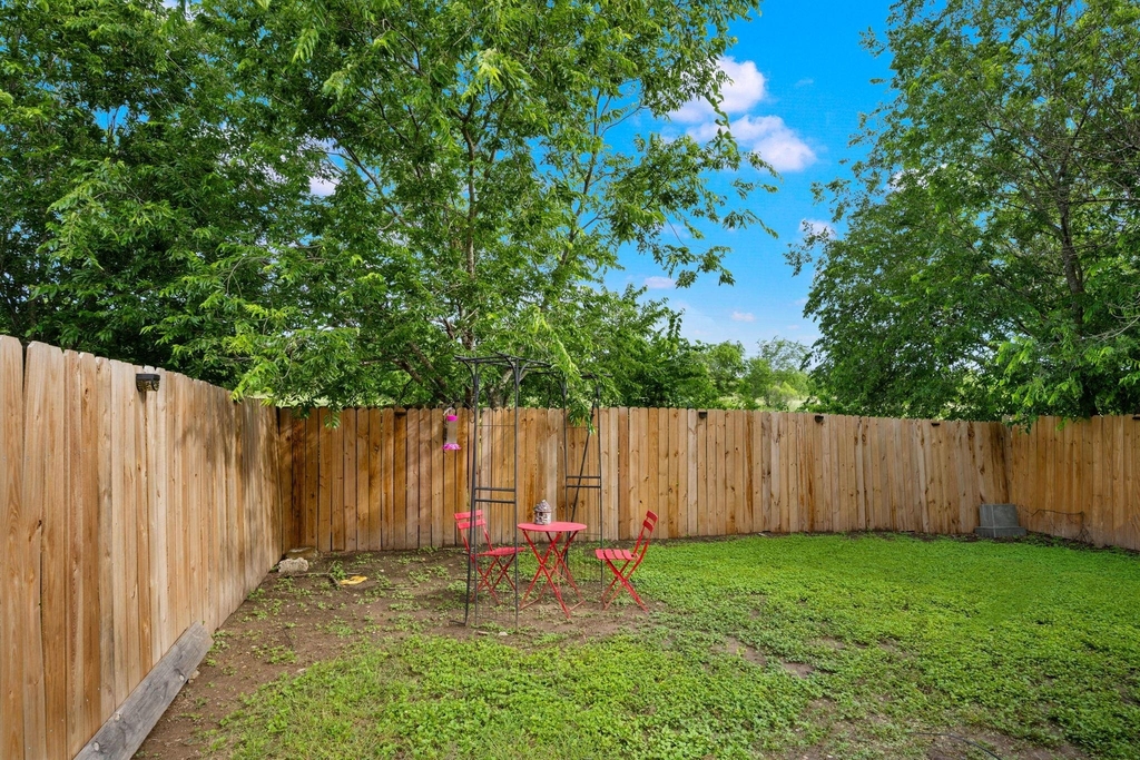 8317 Forest Ridge Dr - Photo 19