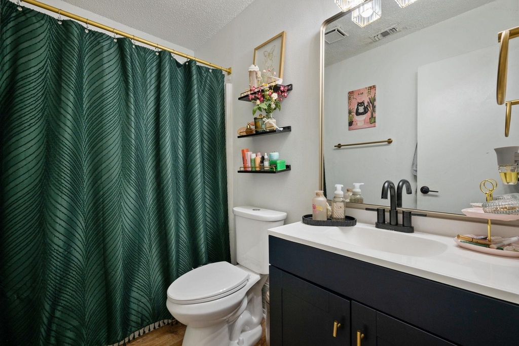 8317 Forest Ridge Dr - Photo 14