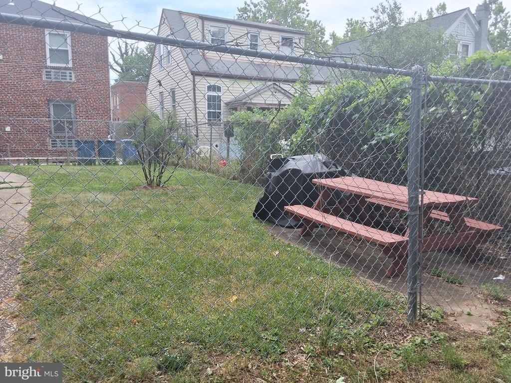 3241 Ely Place Se - Photo 12