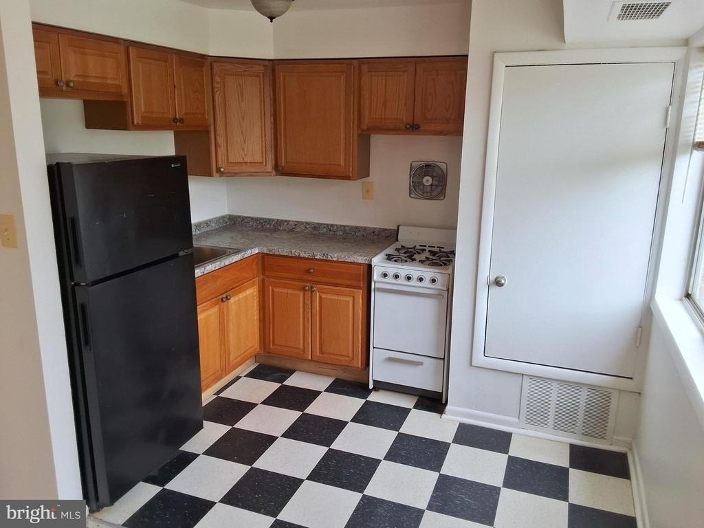 3241 Ely Place Se - Photo 1