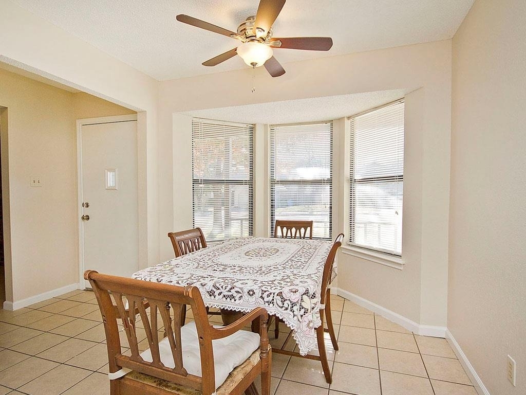 904 Norwell Ln - Photo 3