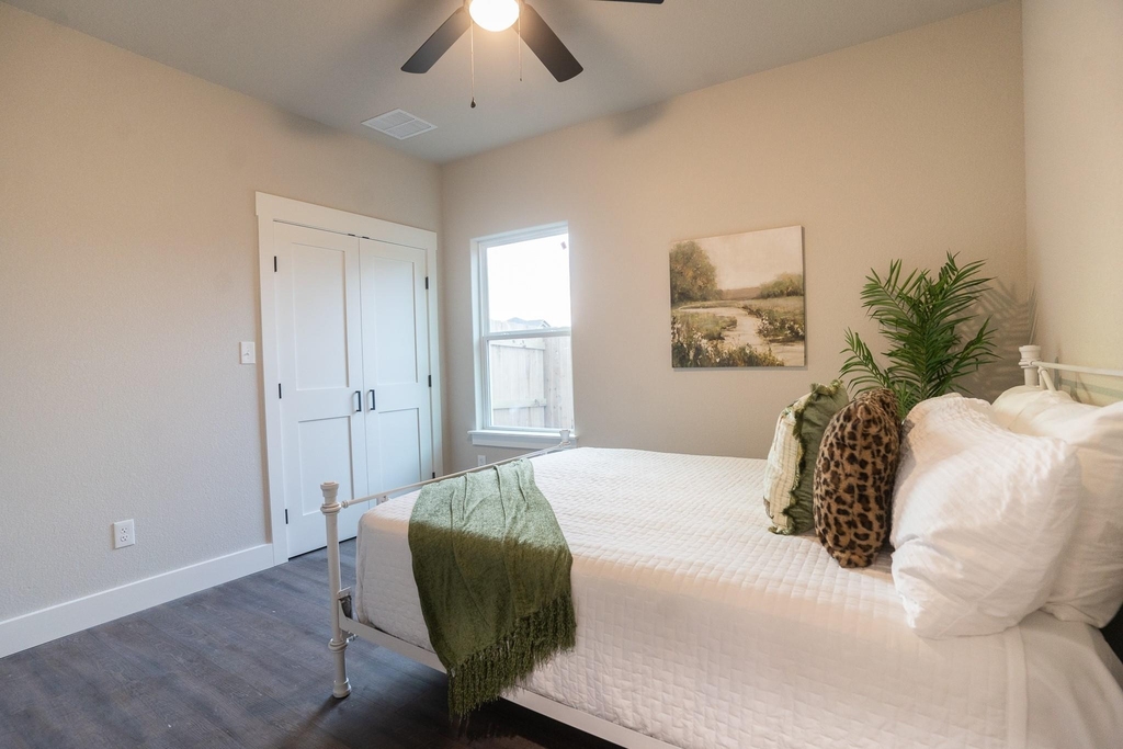 306 String Prairie Way - Photo 17
