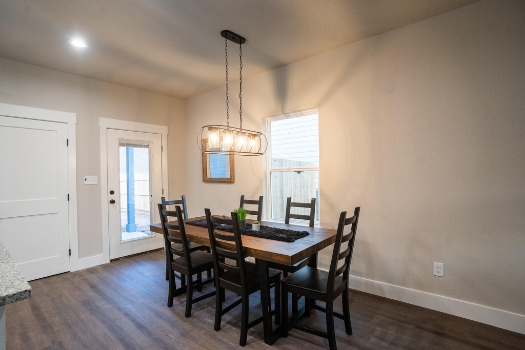 306 String Prairie Way - Photo 5