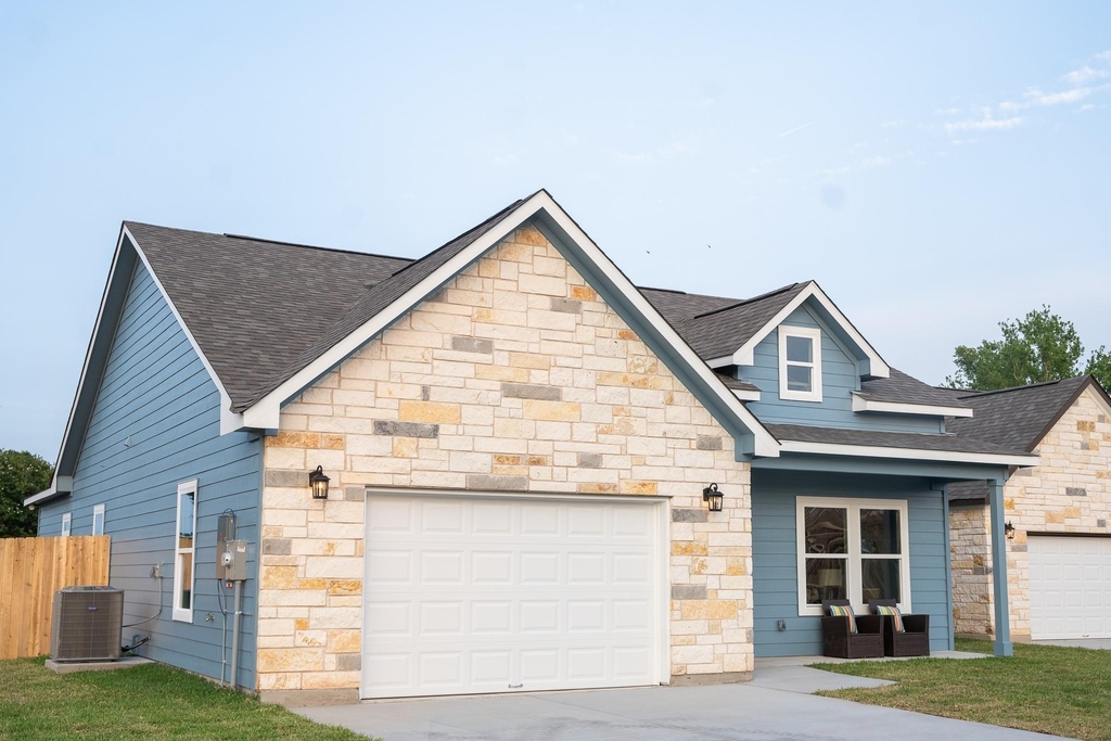 306 String Prairie Way - Photo 2
