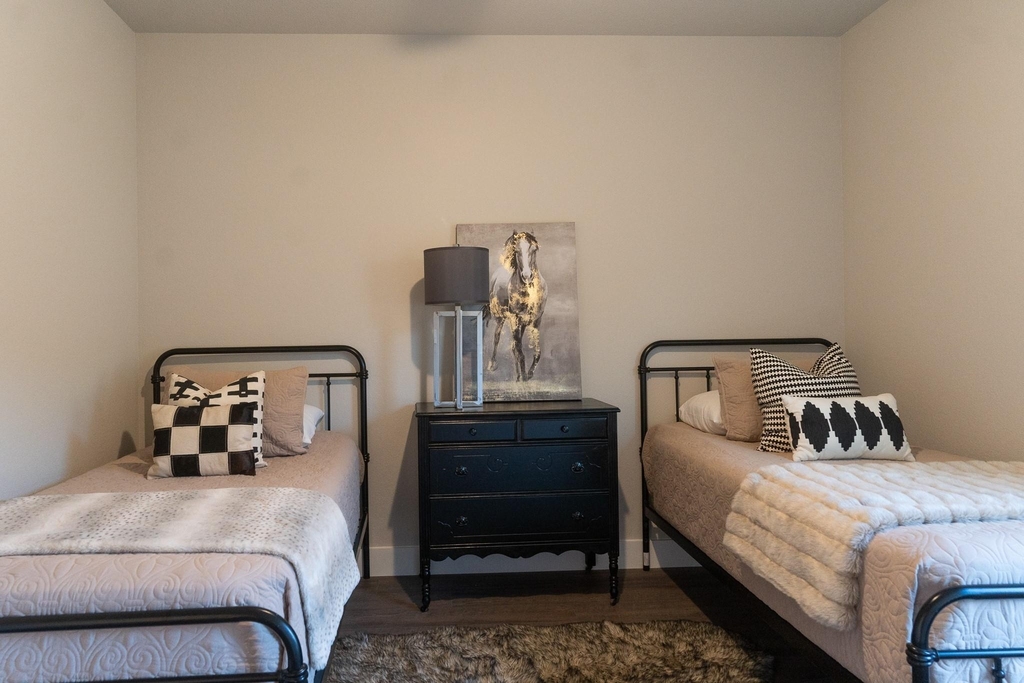 306 String Prairie Way - Photo 16