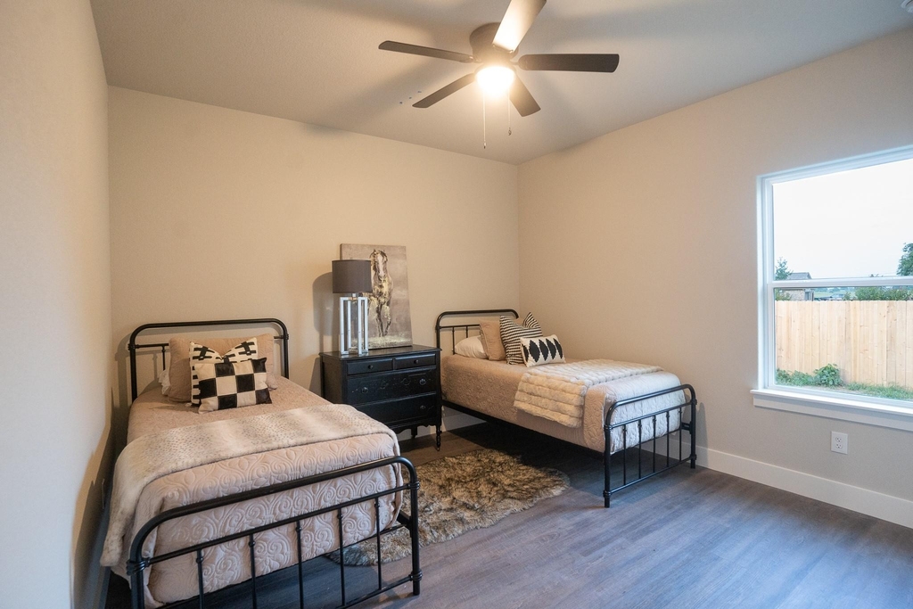 306 String Prairie Way - Photo 15