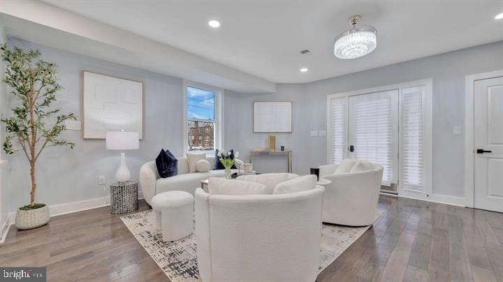 413 Ingraham Street Nw - Photo 2
