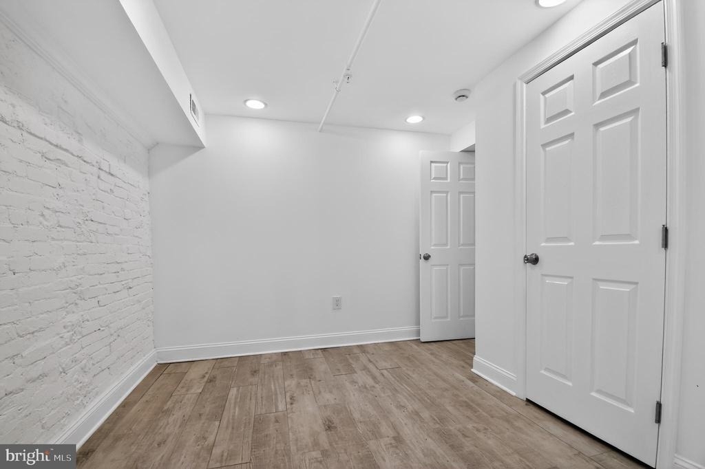 1707 N Capitol Street Ne - Photo 6