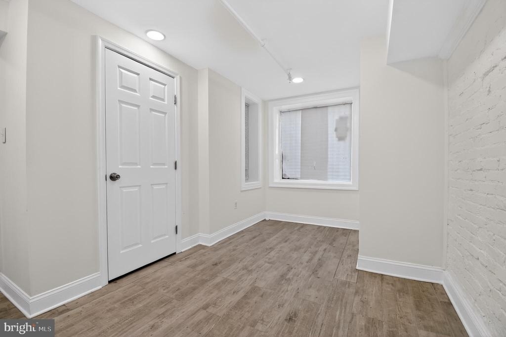 1707 N Capitol Street Ne - Photo 5