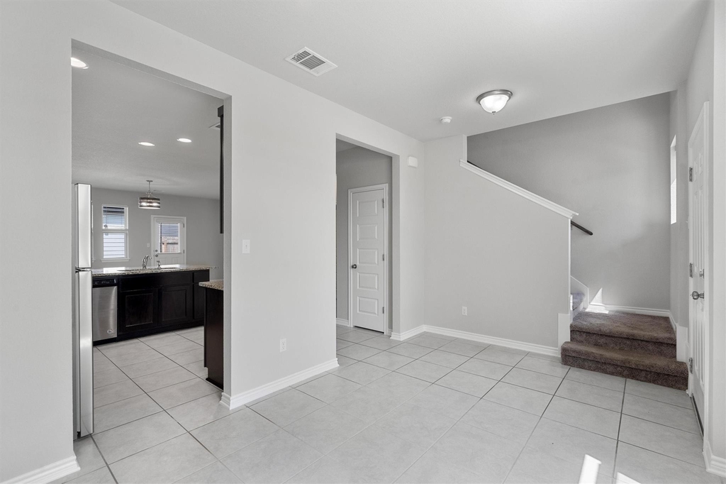 1805 Artesian Springs Xing - Photo 5