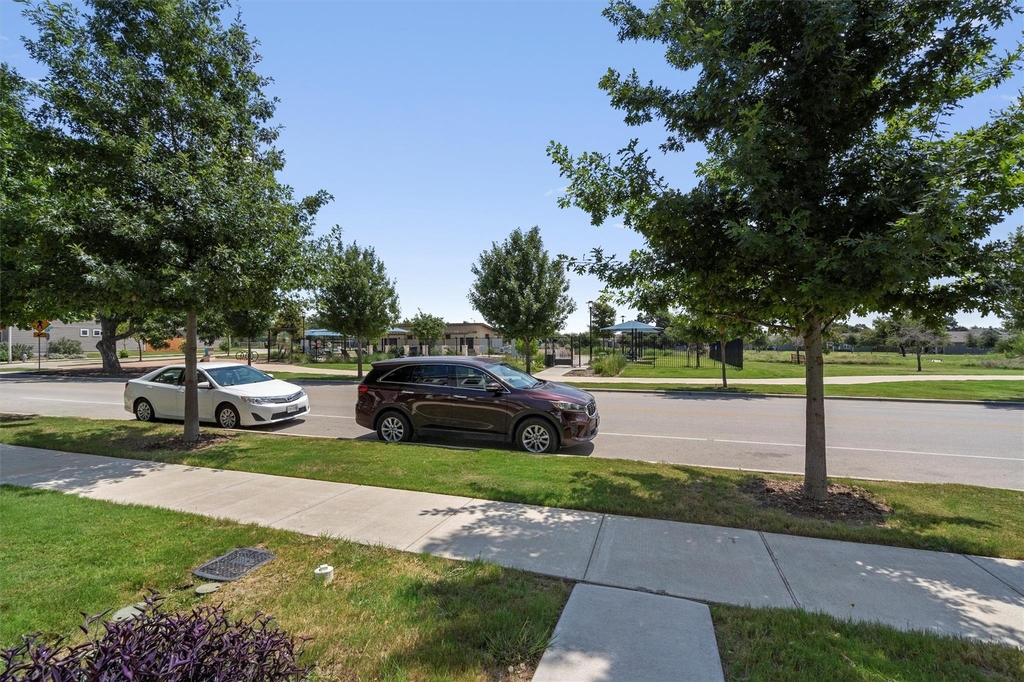 1805 Artesian Springs Xing - Photo 3