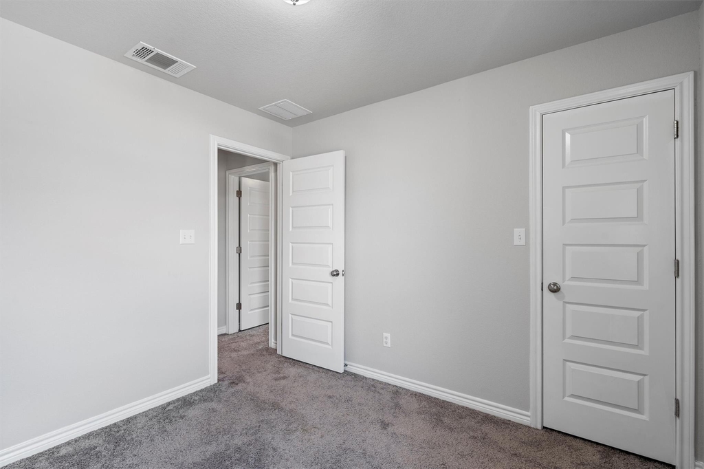 1805 Artesian Springs Xing - Photo 22