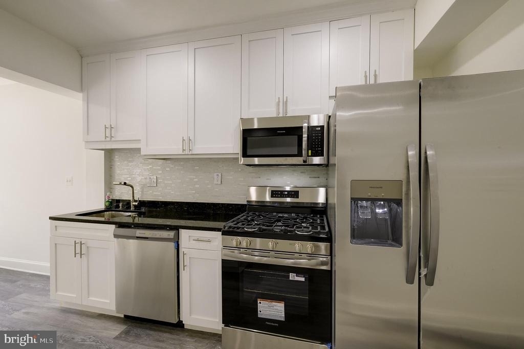 514 Missouri Avenue Nw - Photo 9