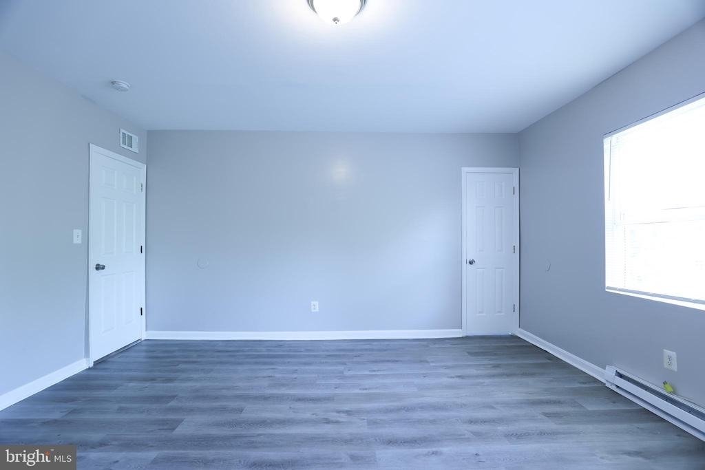 1633 E Street Ne - Photo 6