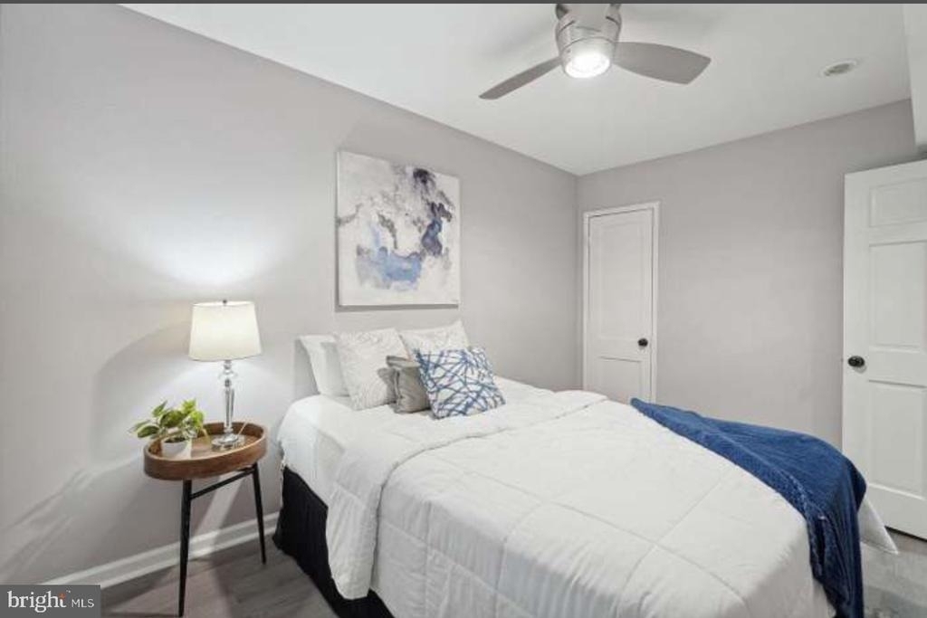 1721 Gales Place Ne - Photo 9