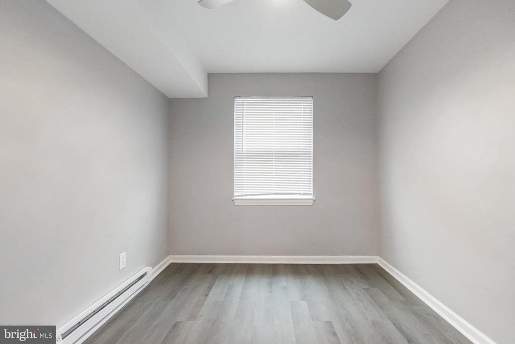 1721 Gales Place Ne - Photo 10