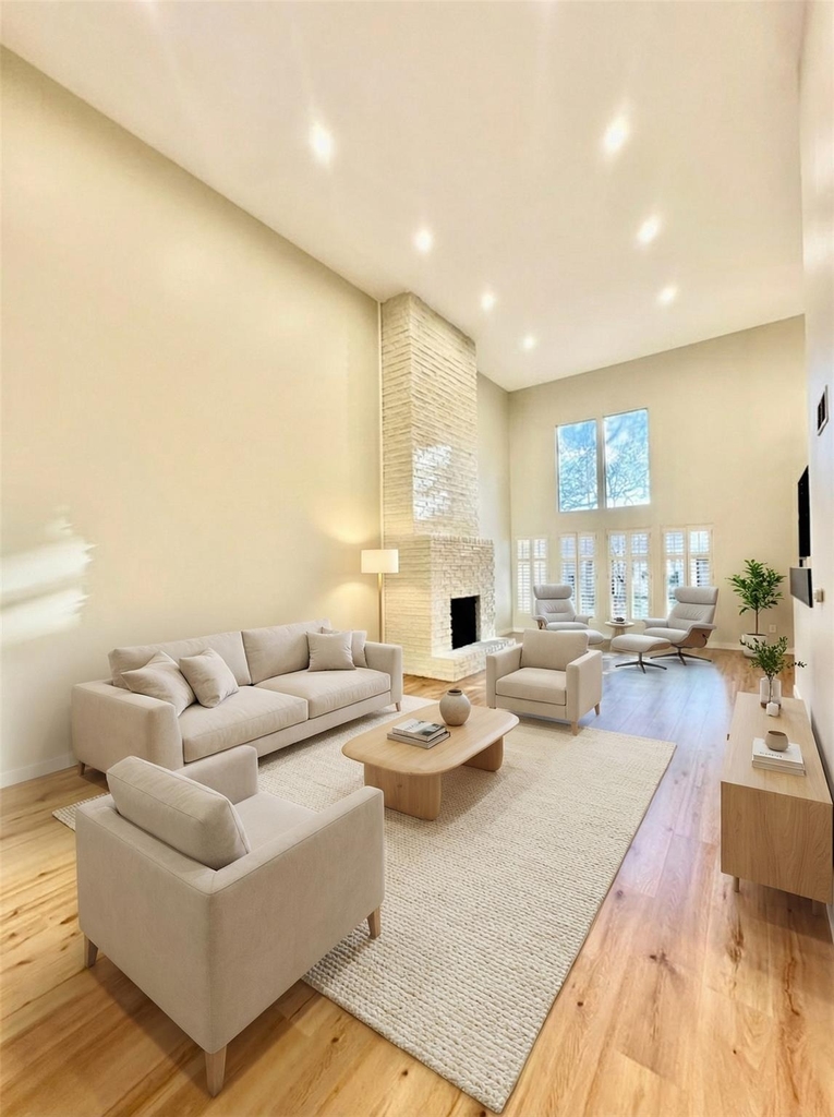 8111 Middle Ct - Photo 4