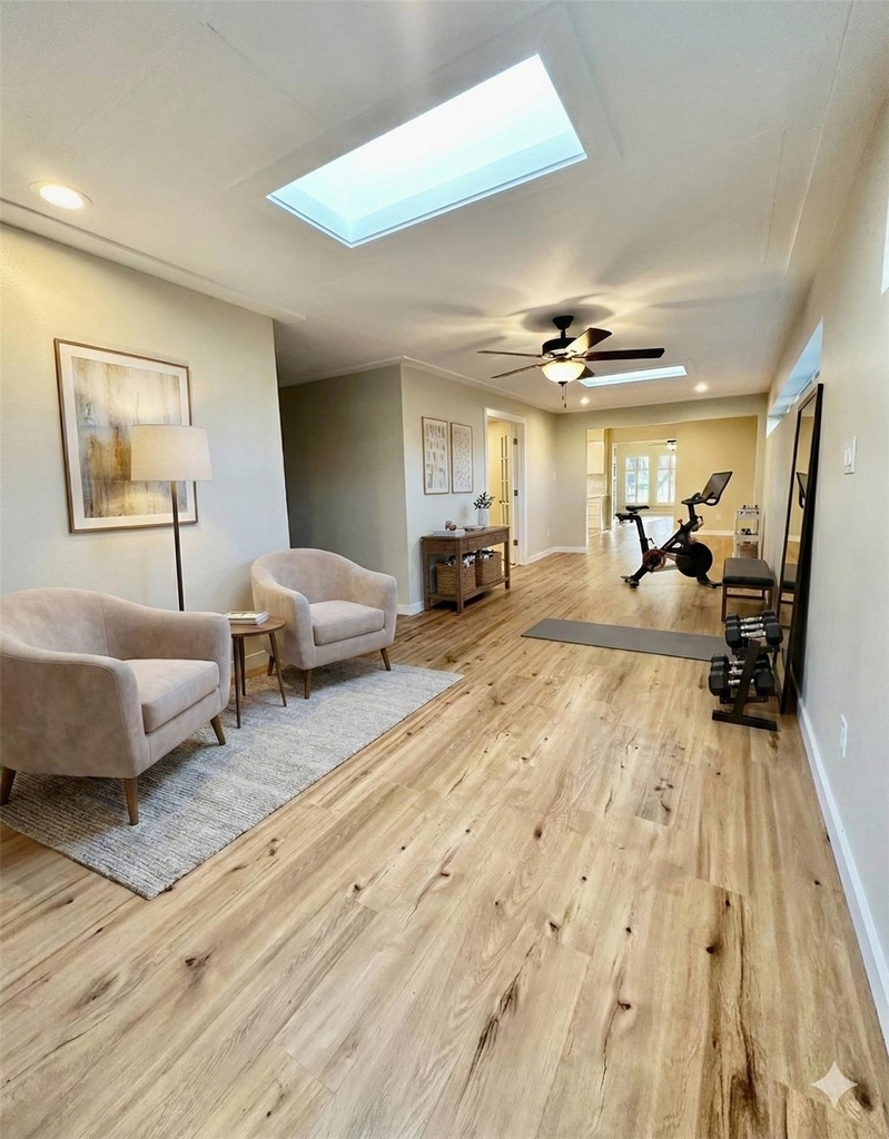 8111 Middle Ct - Photo 12