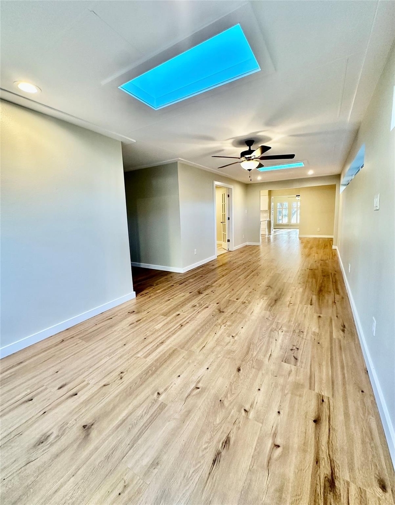 8111 Middle Ct - Photo 13