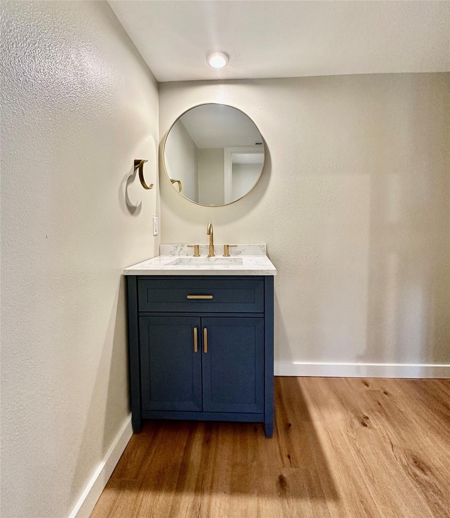 8111 Middle Ct - Photo 14