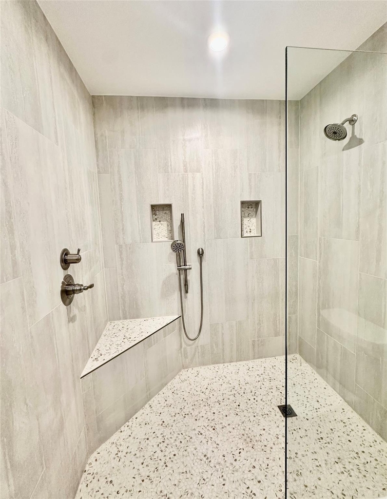 8111 Middle Ct - Photo 21