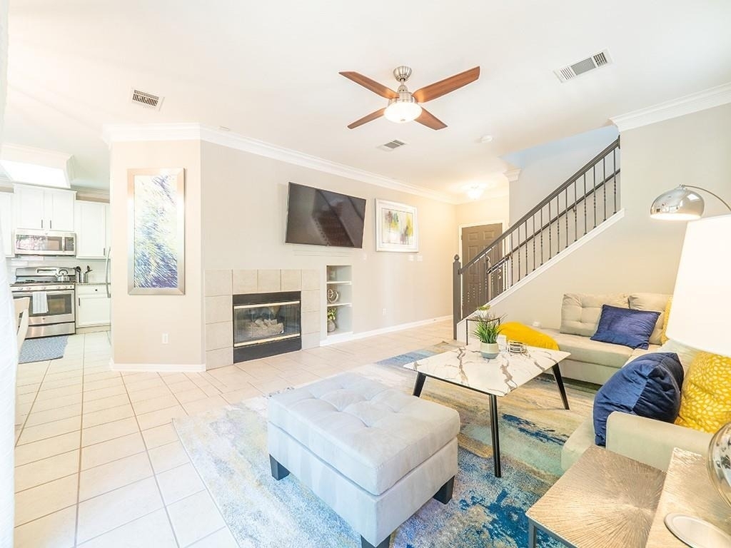 8518 Cahill Dr - Photo 8