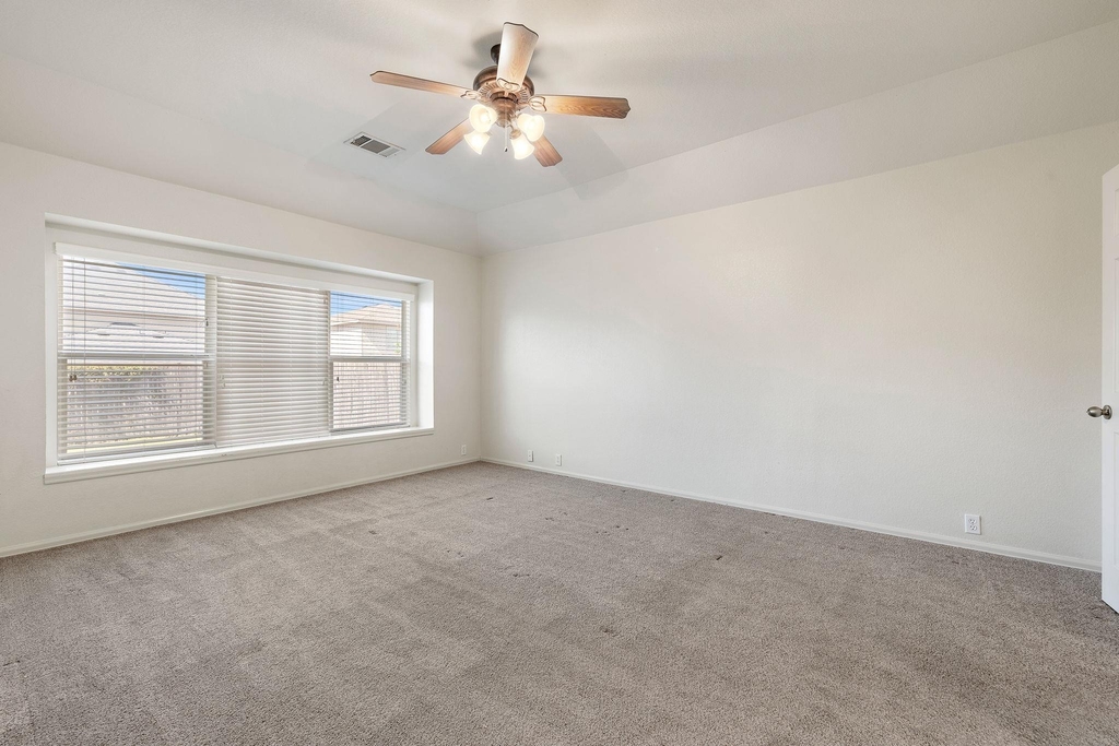 225 King Elder Ln - Photo 9