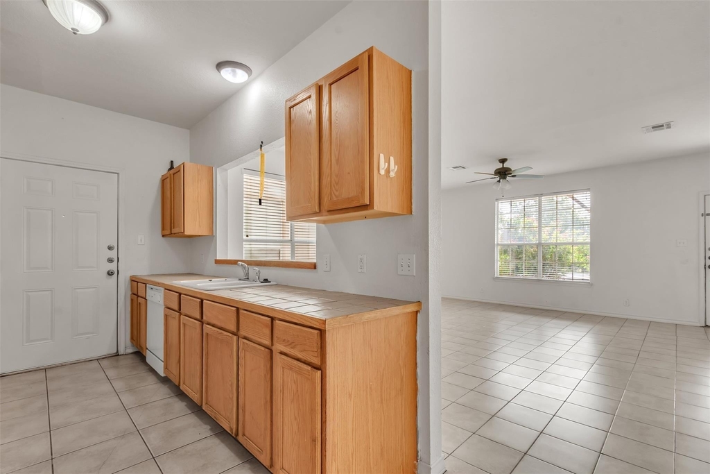 112 G Sandstone Dr - Photo 5