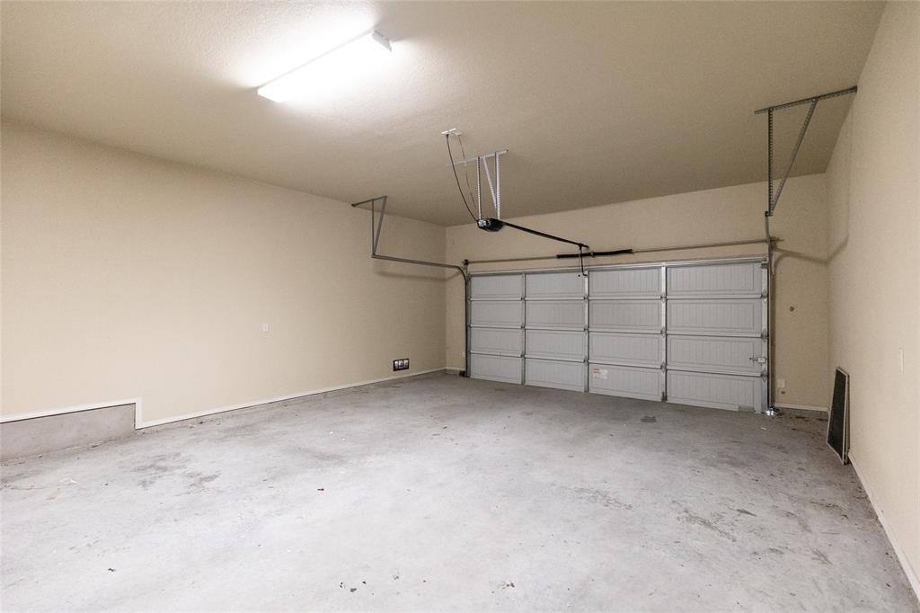 351 Joanne Loop - Photo 8