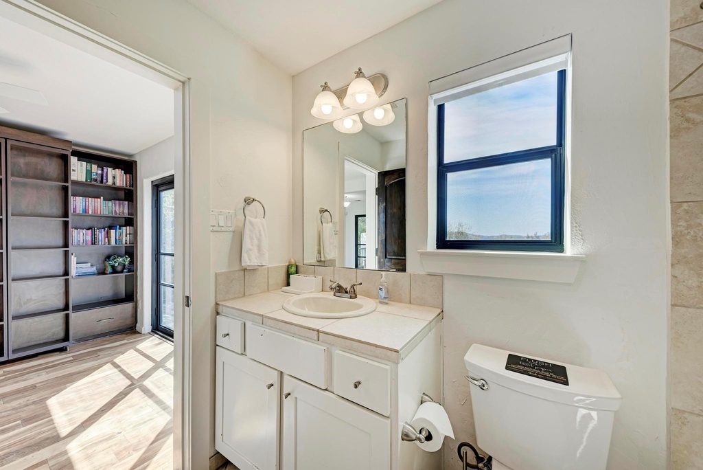 13803 Lake View Dr - Photo 15