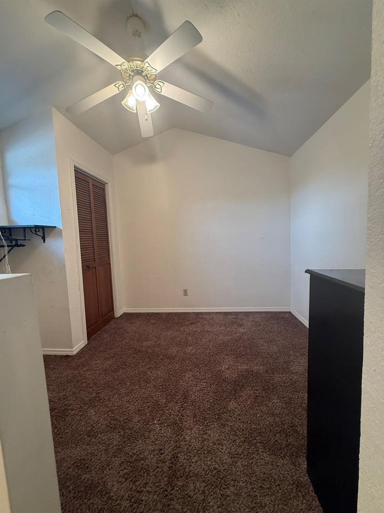 295 Mooring Cir - Photo 9