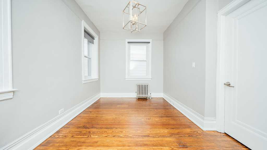 1325 Greene Ave  - Photo 12