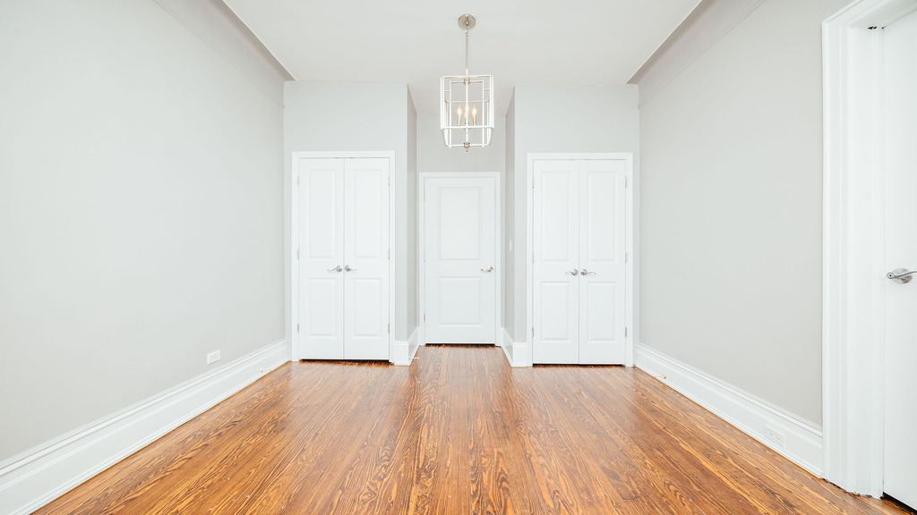 1325 Greene Ave  - Photo 2