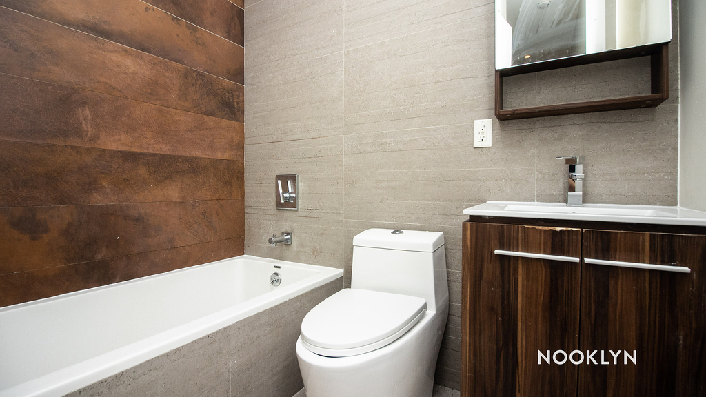 490 Kosciuszko St - Photo 1