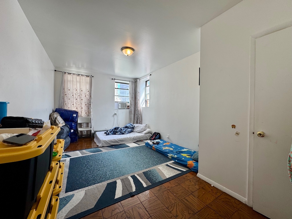 301 East 110th Street - Photo 9