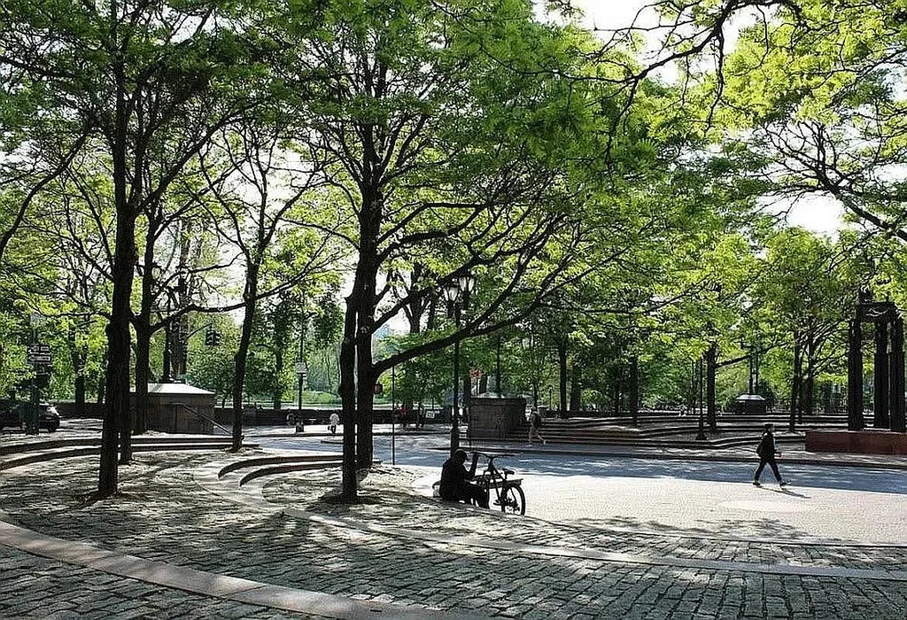 301 East 110th Street - Photo 13