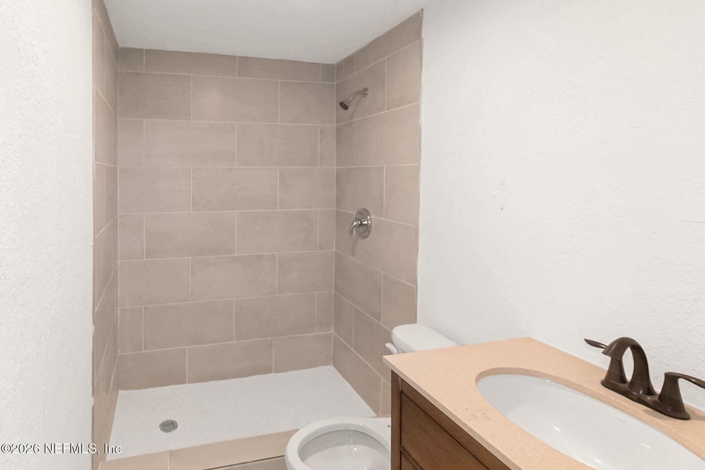 1422 Stafford Street - Photo 3