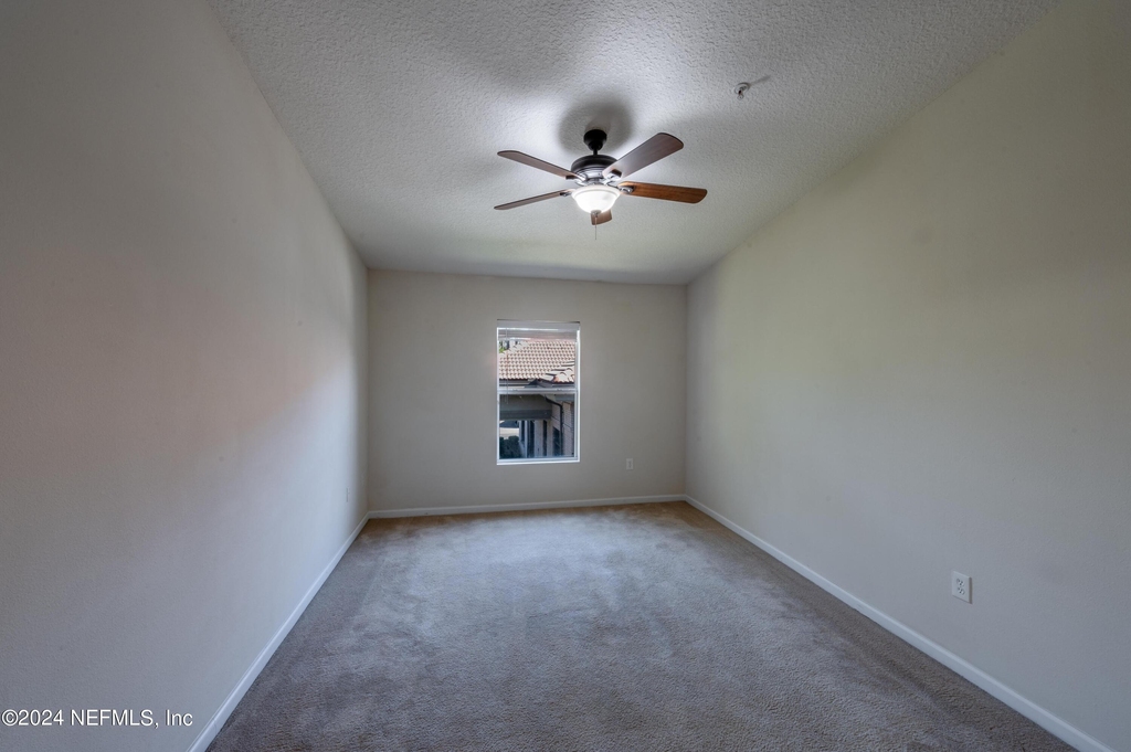 9505 Armelle Way - Photo 25