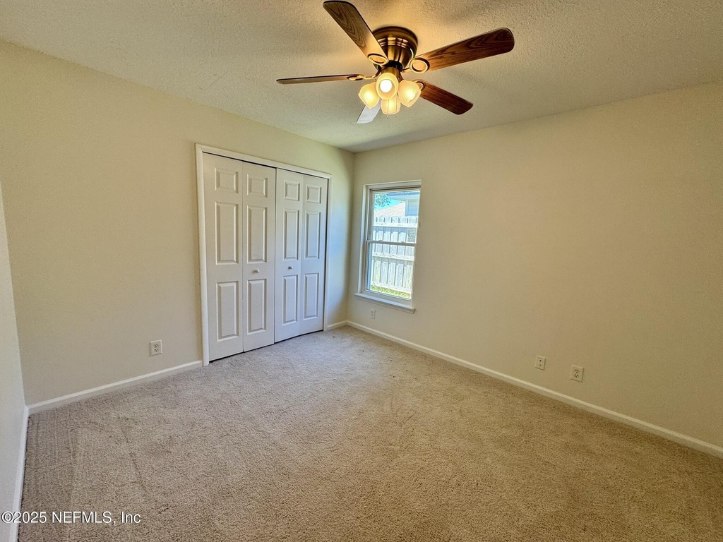 12288 Harbor Winds Drive N - Photo 16