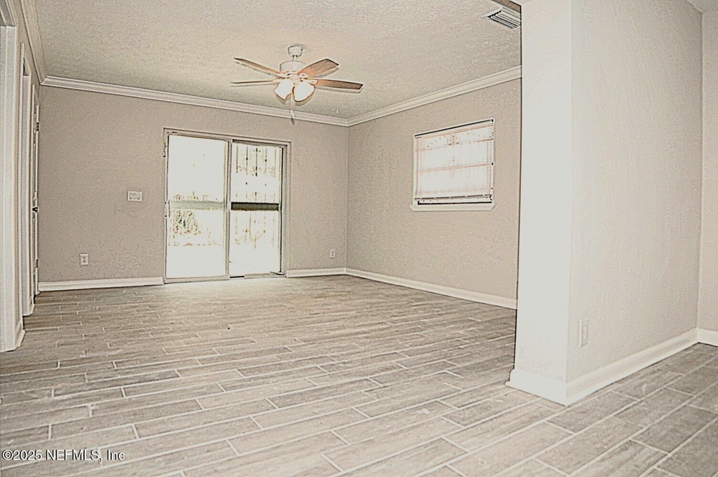 2947 W 45th Street - Photo 10