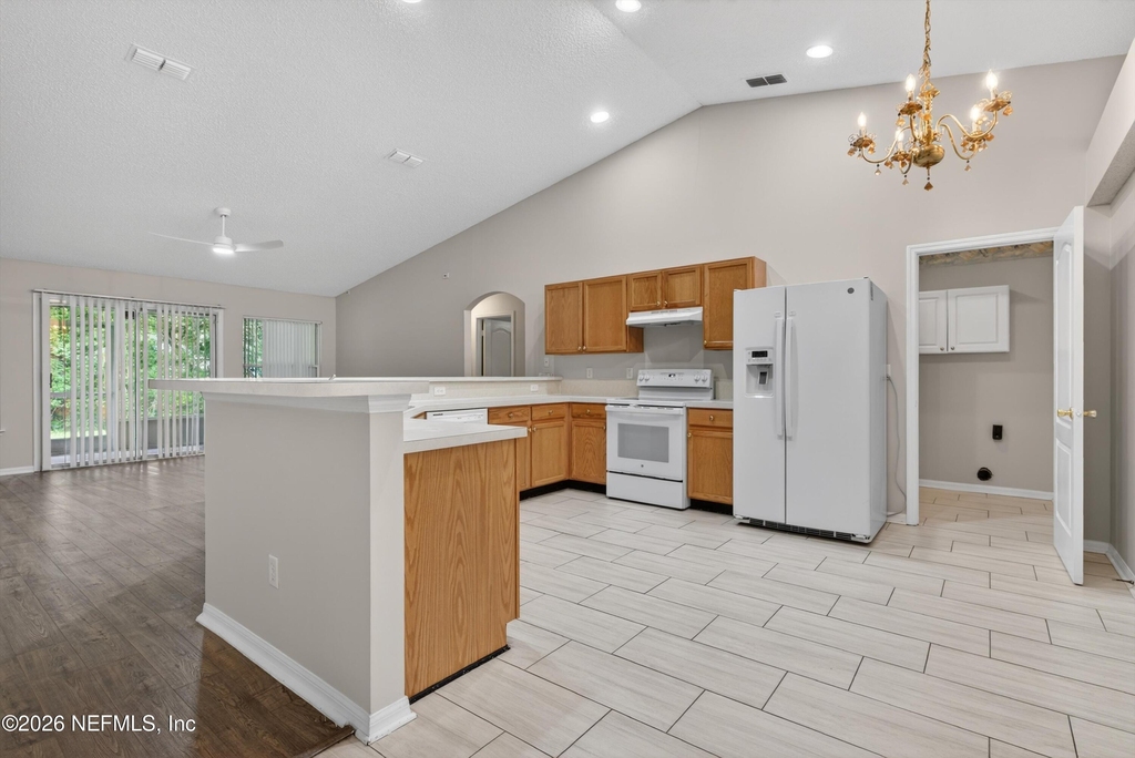 1648 Glen Laurel Drive - Photo 6
