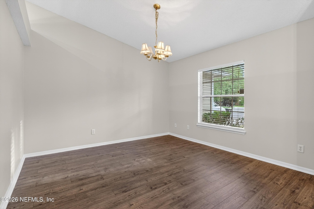 1648 Glen Laurel Drive - Photo 4